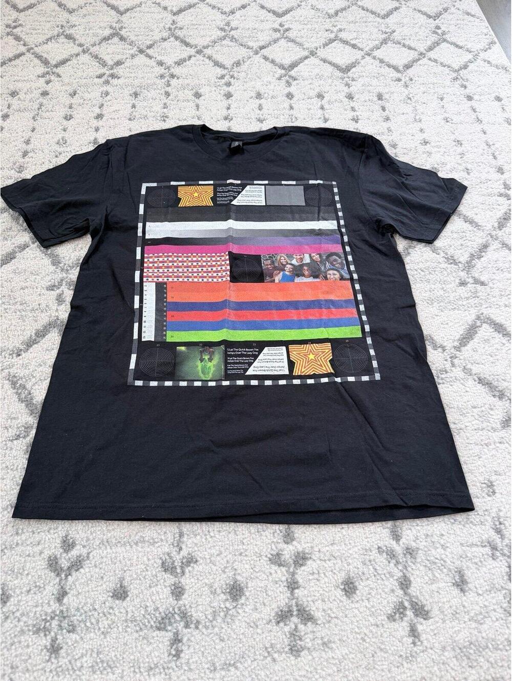 NWOT Graphic T-Shirt Black Colorful Abstract Print Size Large Short Sleeve